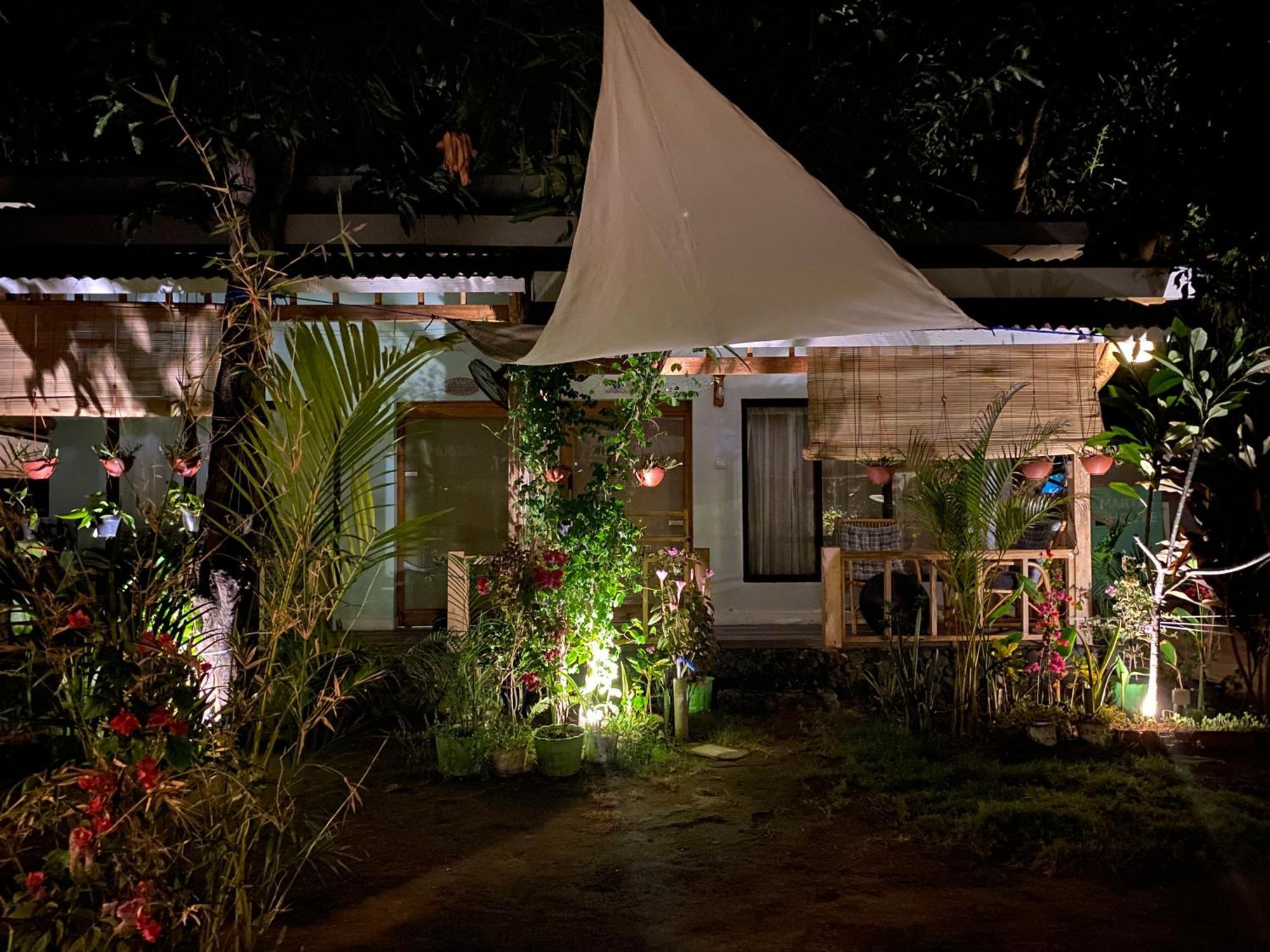 Marta House Gili Air Exterior foto