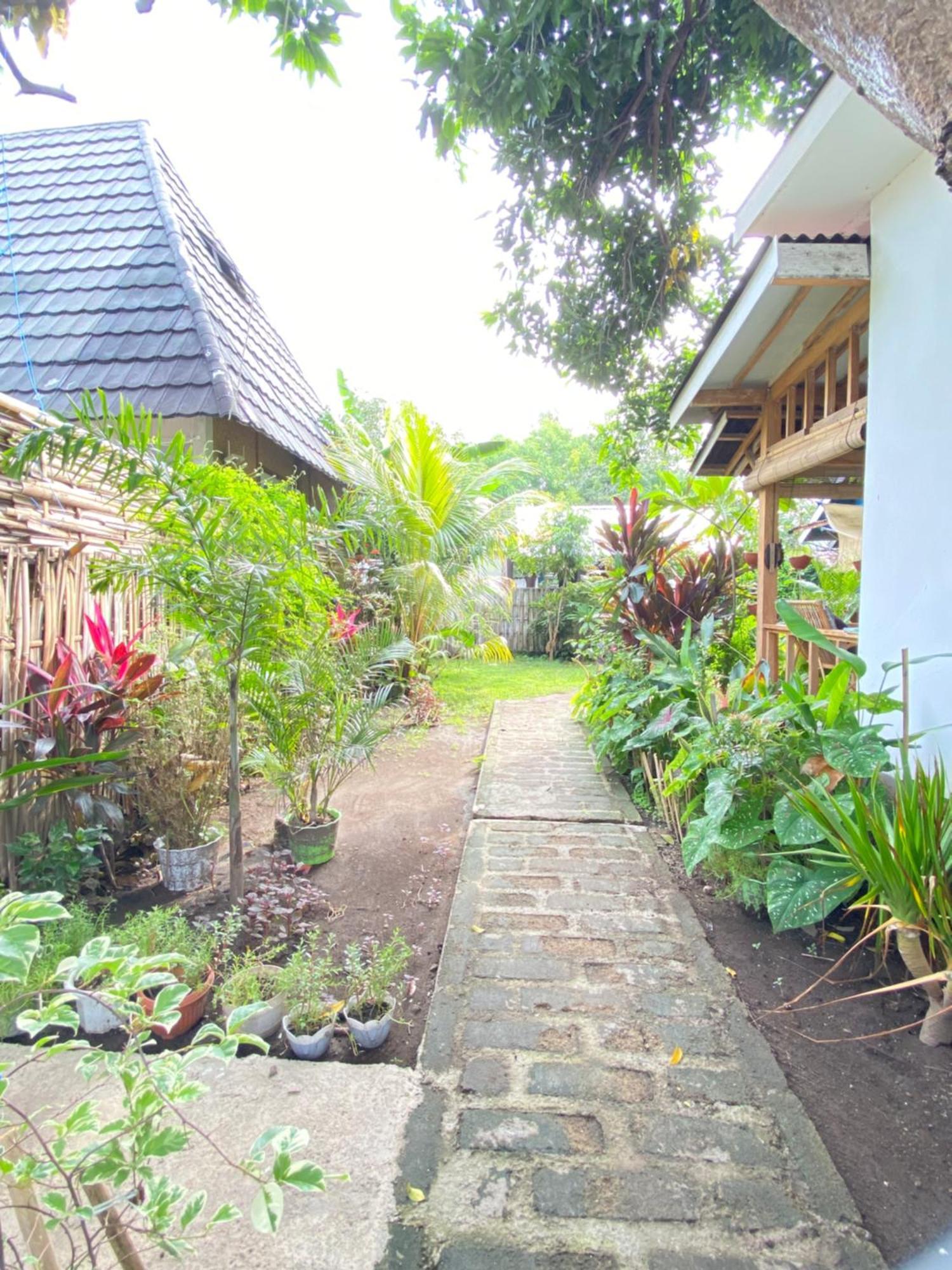 Marta House Gili Air Exterior foto